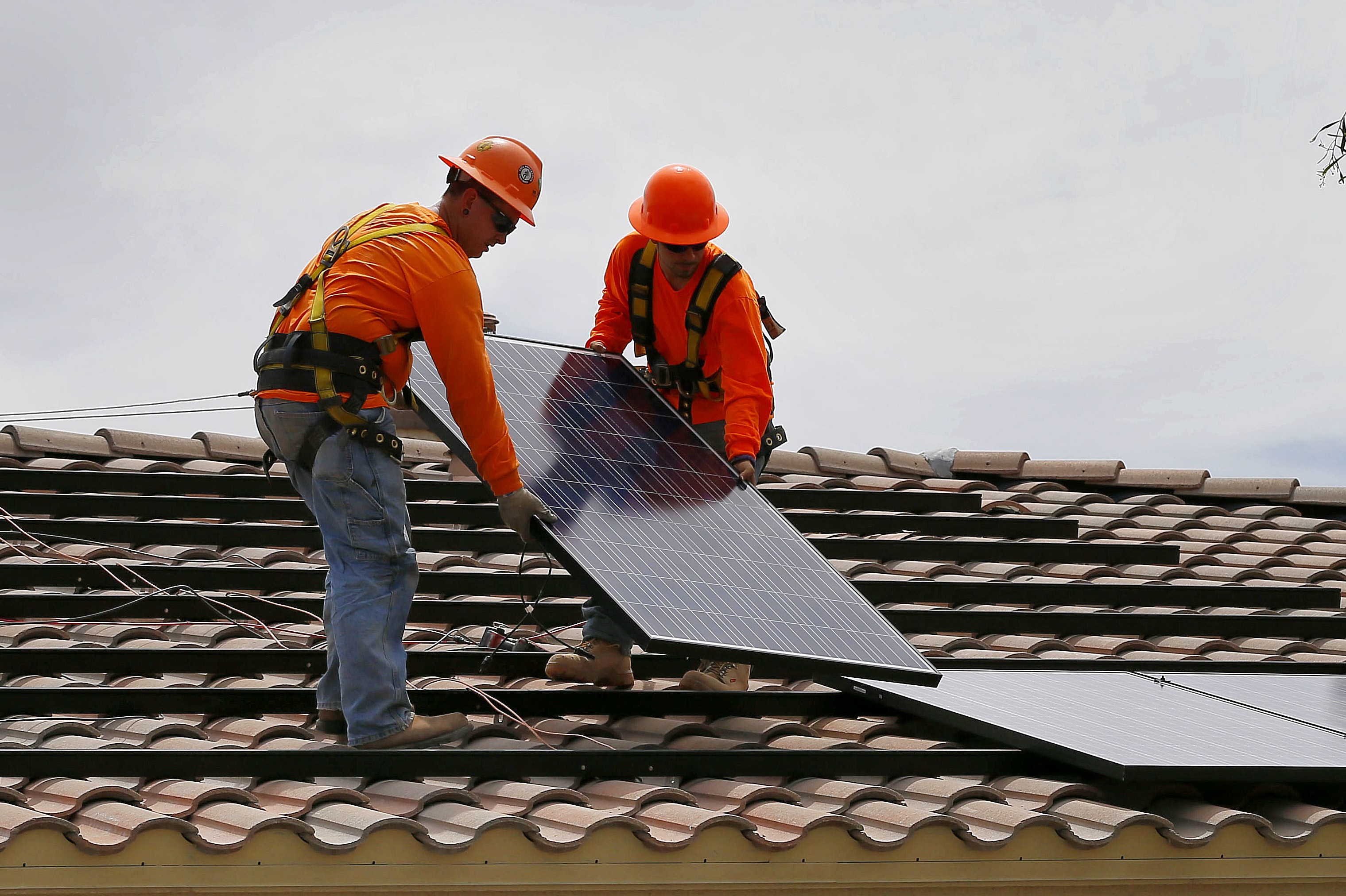 根據奧巴馬能源主管的報告，2017年太陽能工作崗位下降