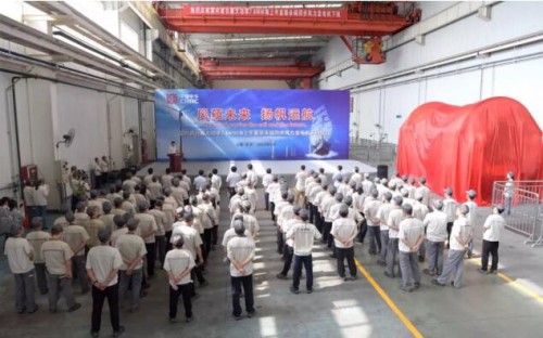國內(nèi)最大功率海上半直驅(qū)永磁同步風(fēng)力發(fā)電機(jī)成功下線！