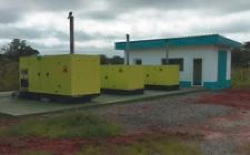 Engie已與加拿大CDC，加蓬金融機構CaissedesDép?tsetConsignations簽署協議，在中非加蓬部署八座混合太陽能發電廠，總裝機容量為2.2兆瓦