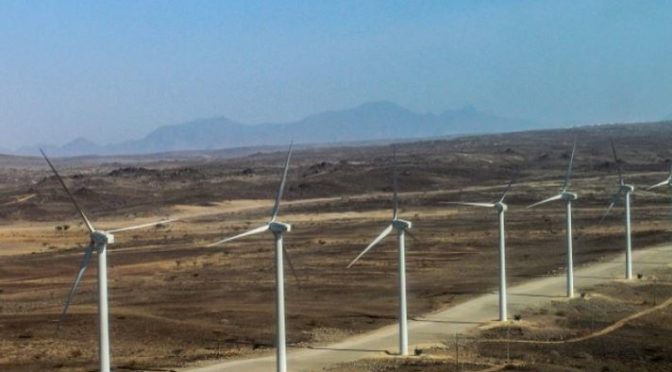 圖爾卡納湖風電場連接到電網(wǎng)