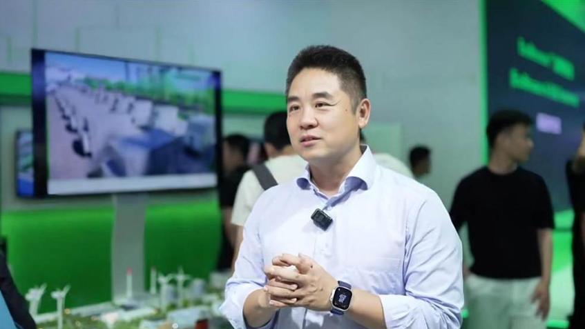 施耐德電氣：當AI進入產業主場，核心技術+場景知識帶來價值最大化