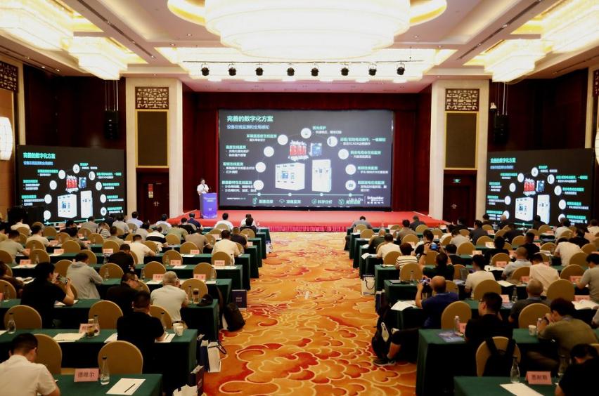 交通能源深度融合，施耐德電氣以綠智創(chuàng)新方案筑牢鐵路安全基石