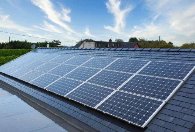 英國將斥資200億美元用于家庭節能改造，并強制新建房屋安裝光伏發電系統